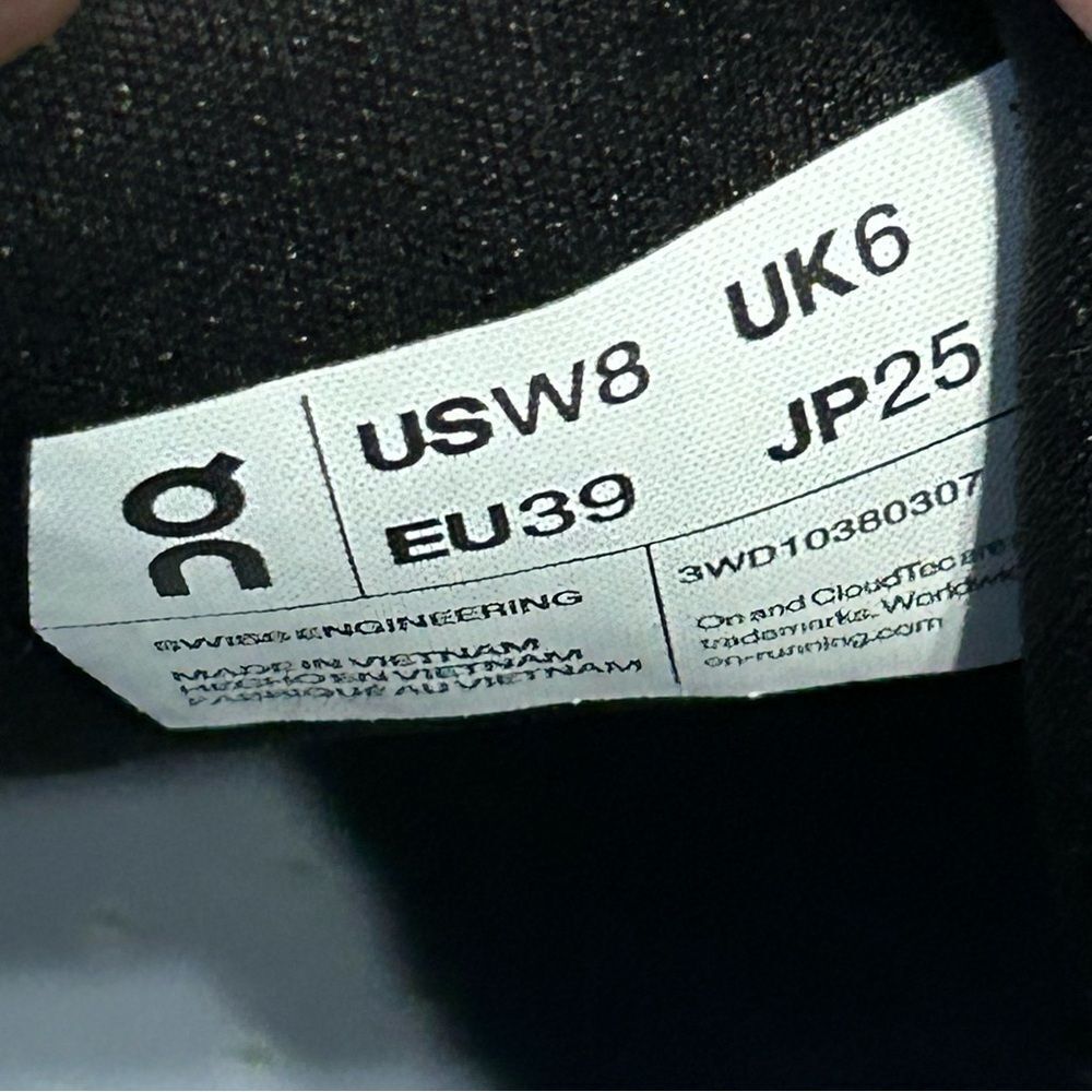 ON CLOUDNOVA FLUX black running athletic training lace up shoes sneakers womens - Picture 3 of 8